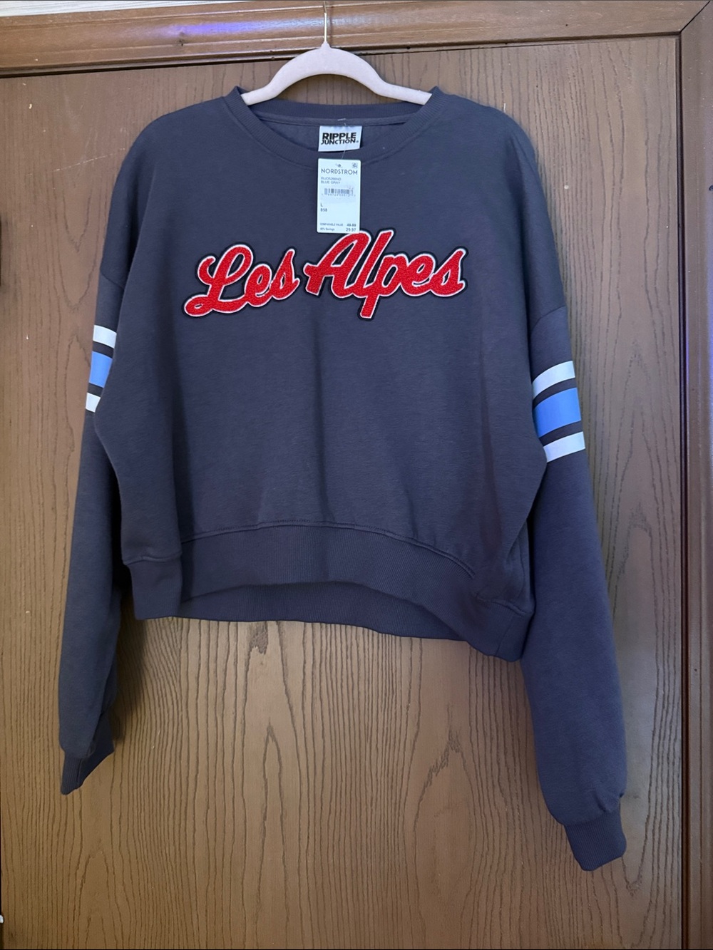 Ripplē Blue/Gray 'Les Alpes' Cropped Pullover Sweater with Red Appliqué